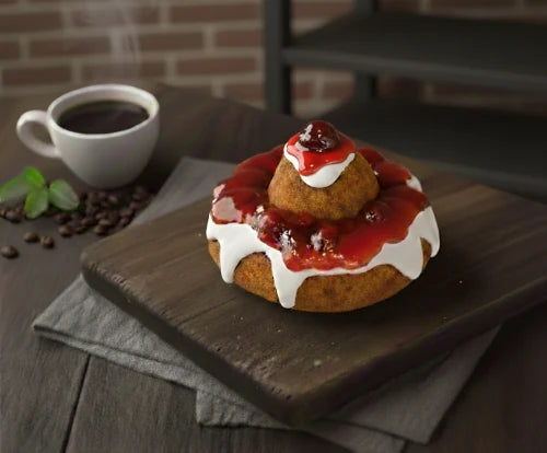 Donut met kersenconfituur